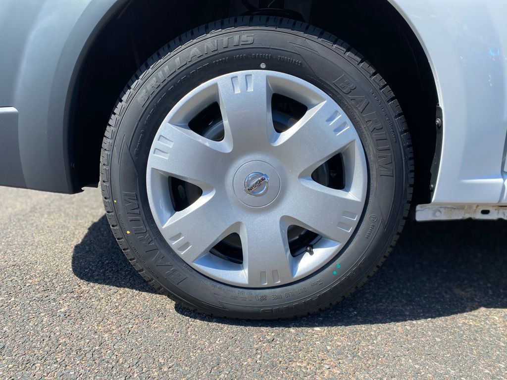 2023 Nissan NP200 1.6i (Aircon) Safety Pack | Motorshow